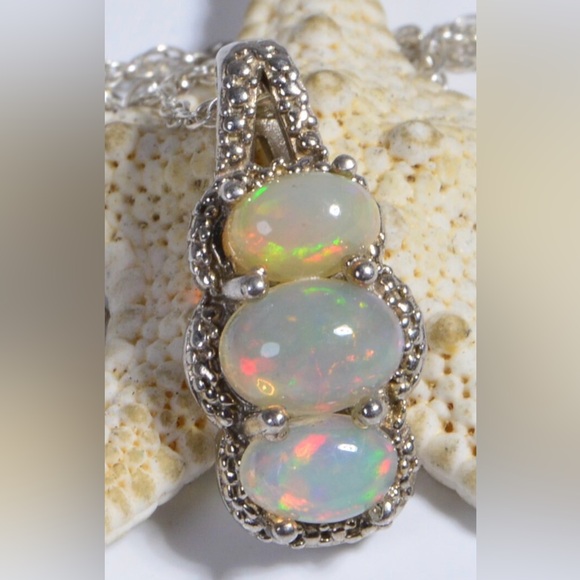 Kays Jewelry - 925 Ethiopian fire Opal Triple Stone Drop Pendant Necklace